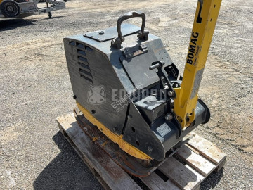 Compactador a mano Bomag