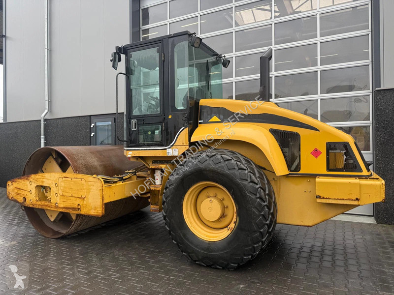 Дорожный каток Caterpillar CS-563E