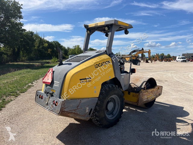 Дорожный каток Dynapac CA1300D