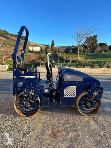 مدحلة Bomag