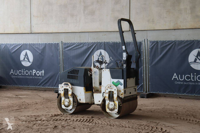 Compactador Bomag