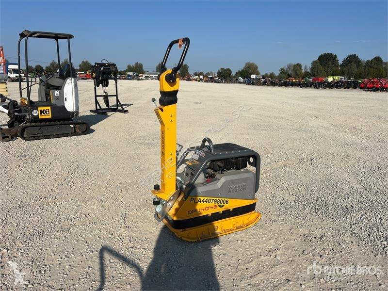 مدحلة Wacker Neuson DPU4045 Vibratory Plate...