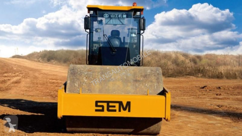 Monocilindru compactor SEM noua
