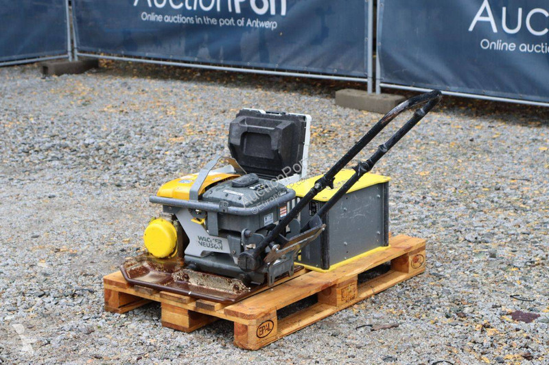 Compacteur Neuson AP1850e