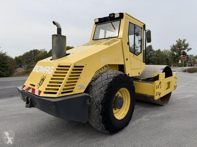Zhutňovač Bomag BW213 D3