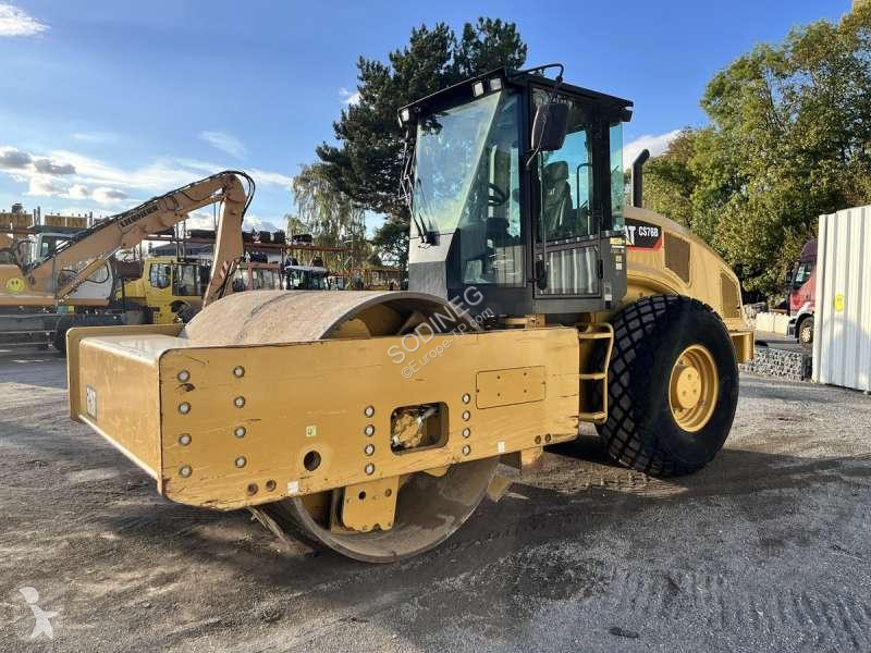 Compacteur Caterpillar