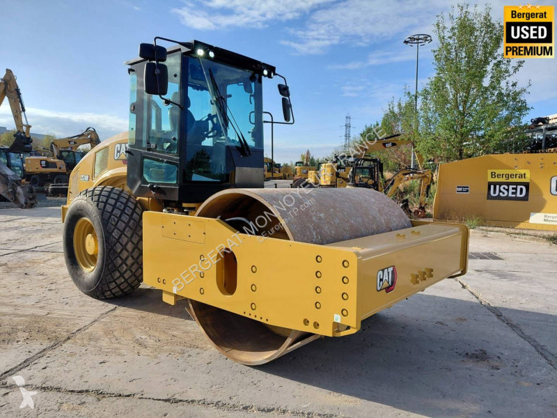 Compacteur Caterpillar 4F