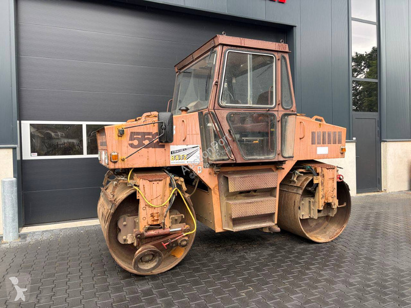 Compacteur Case W552