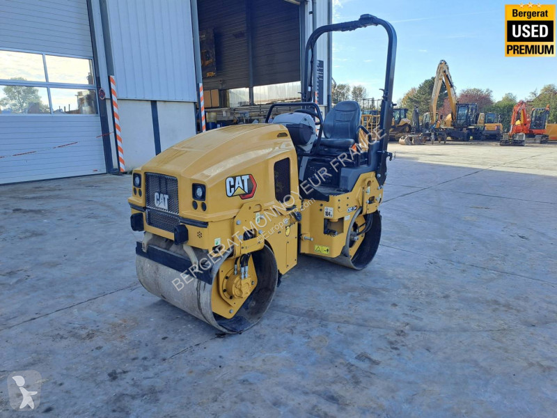 Валяк Caterpillar CB2.5GC