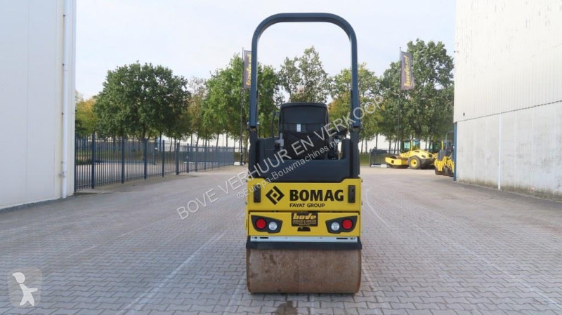 Валяк Bomag AD-5