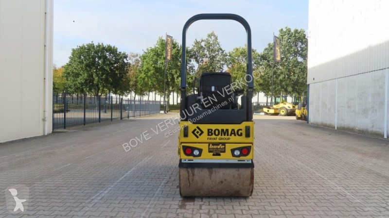 مدحلة Bomag AD-5