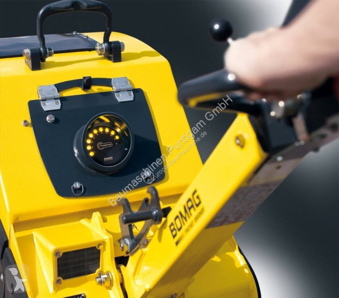 Compactador Bomag BPR 70/70 D