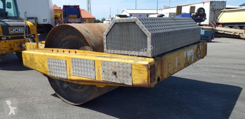Compactor Walec wibracyjny ciągany ZETTELMEYER...