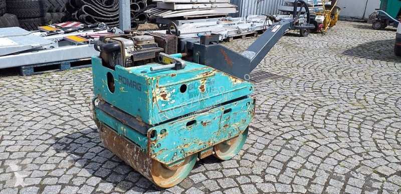 Compactor Walec wibracyjny prowadzony BOMAG BW...