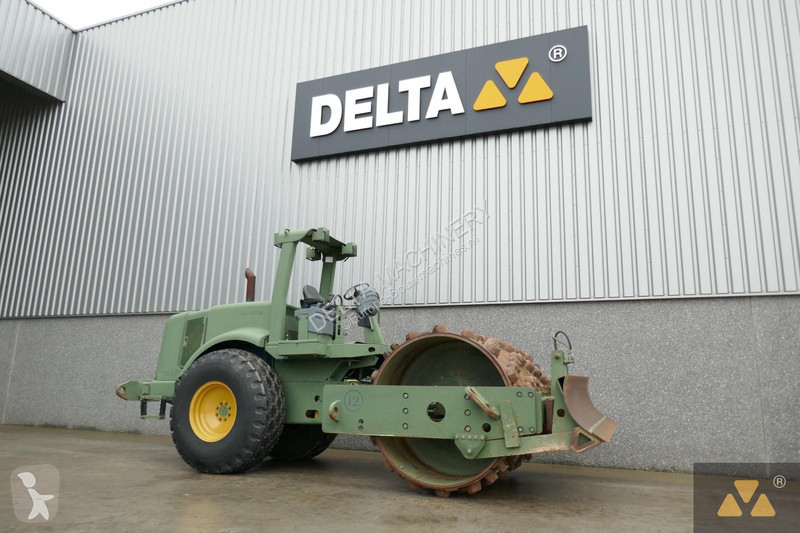 Compactador Caterpillar CS563D Ex-army