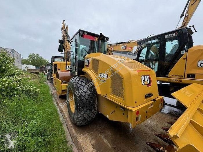 Compactador Caterpillar 66B