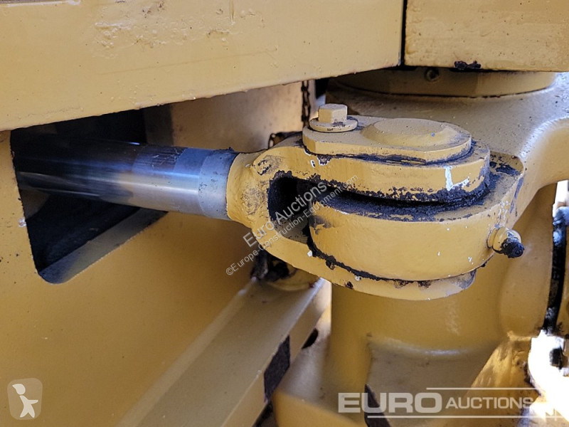 Compactor Caterpillar