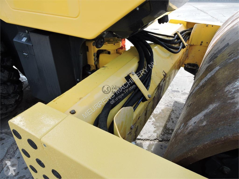 Дорожный каток Bomag BW226