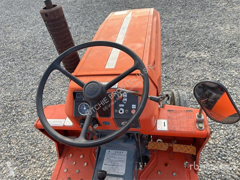 Дорожний коток Kubota ZB1600 Utility Tractor