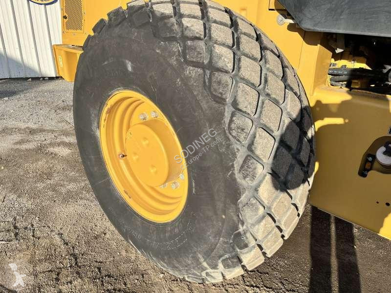Compacteur Caterpillar