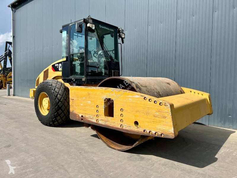 Compactor Caterpillar CS76