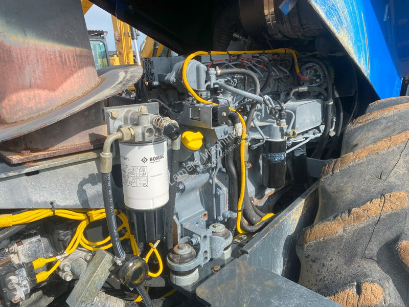Zhutňovač Bomag BW 219 PHD .