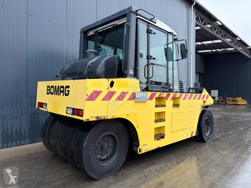 مدحلة Bomag