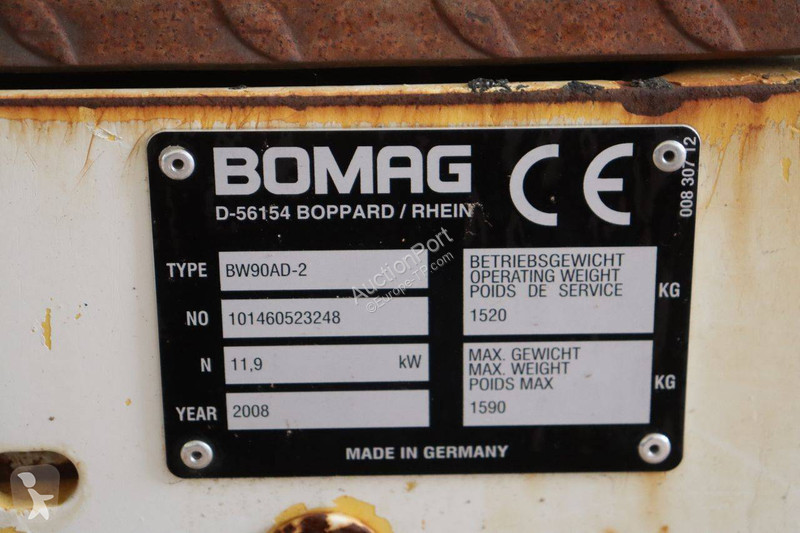 Compactador Bomag
