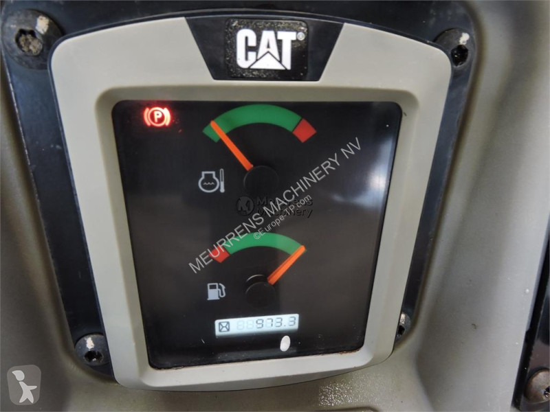 مدحلة Caterpillar CB2.7