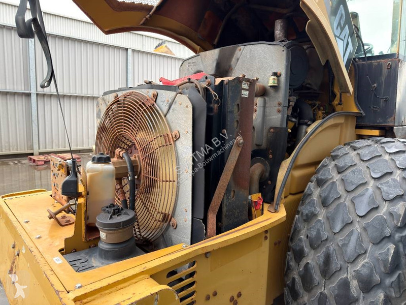 Zhutňovač Caterpillar CS76 XT