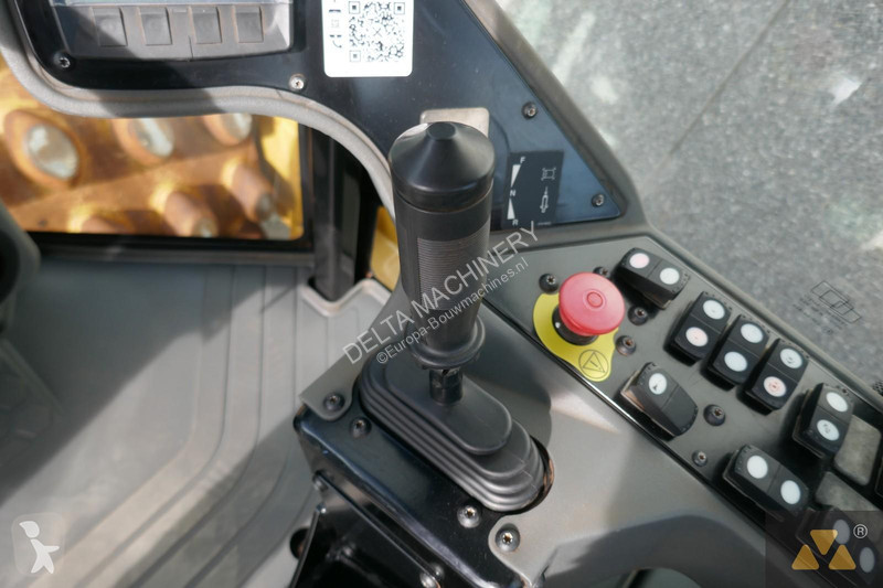 Compacteur Caterpillar