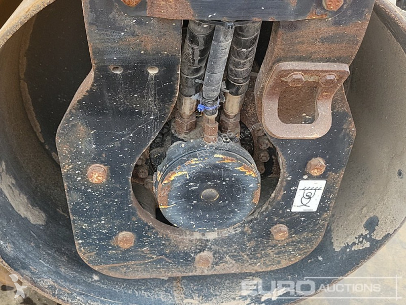 مدحلة JCB CT260-120