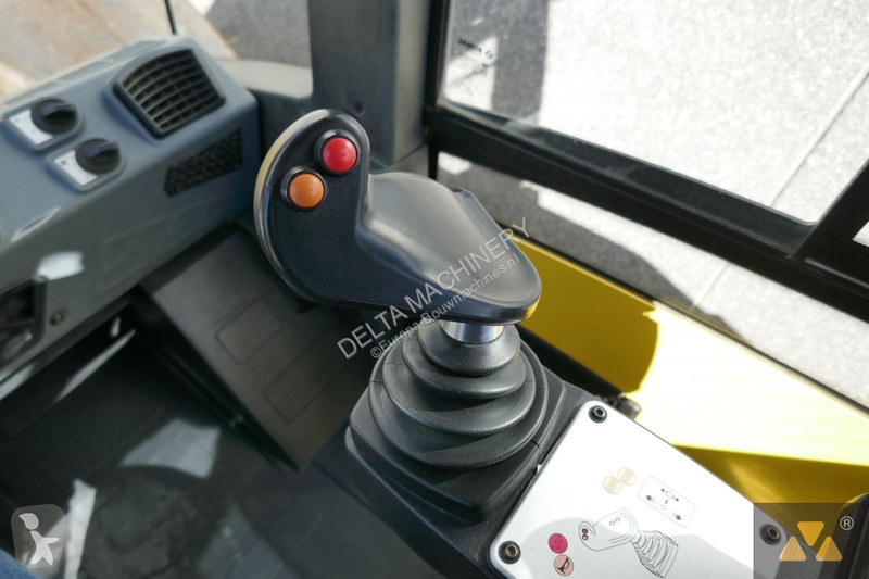 مدحلة Bomag