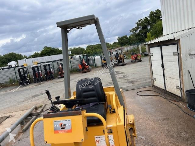Compactador JCB 2 BILLES VIBROMAX W255