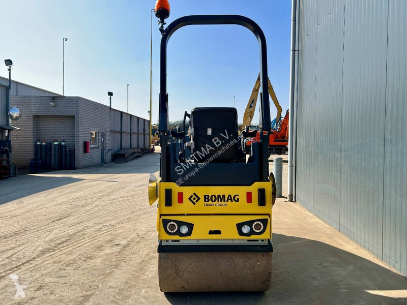Zhutňovač Bomag BW100 AD-5