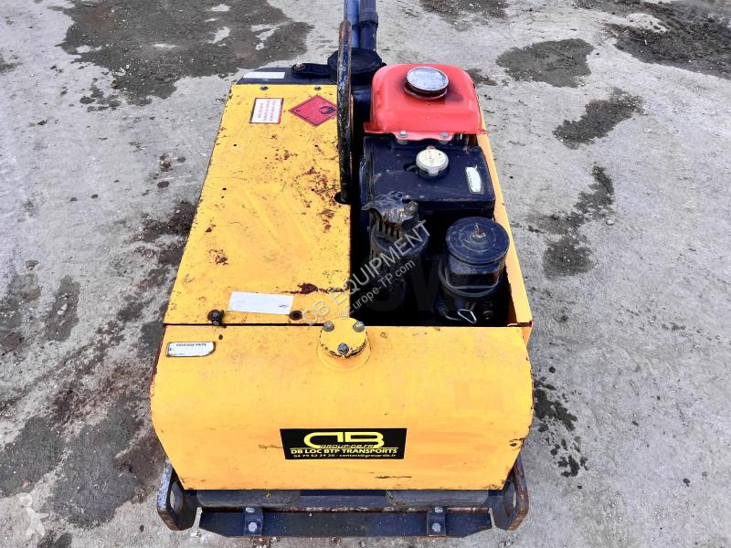 Compactor Belle Group  Compacteur à main