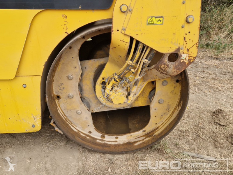 Compactor Caterpillar CB-434D