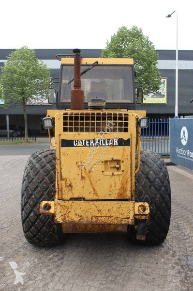 Compactor Caterpillar CS-563C