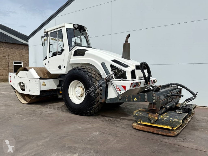 Compactador Bomag BW213DH-4 - Extra Vibrating...