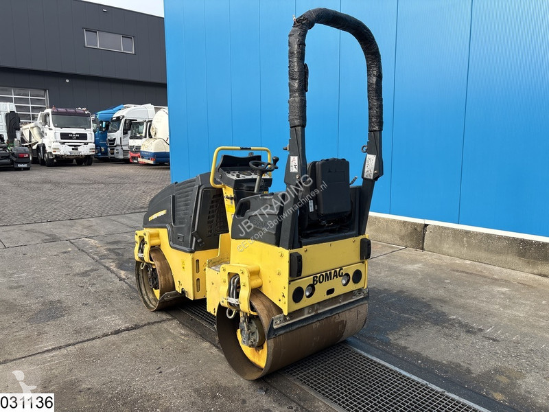 مدحلة Bomag 100ADM-5 2612h, 15.1KW