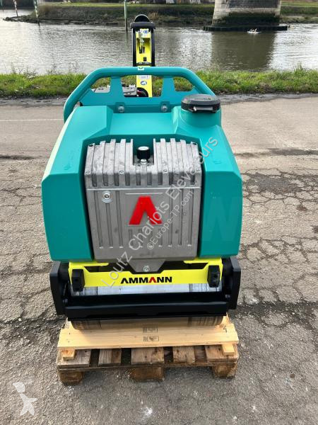 مدحلة Ammann A65DY