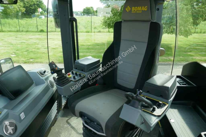 Compactor Bomag AP5