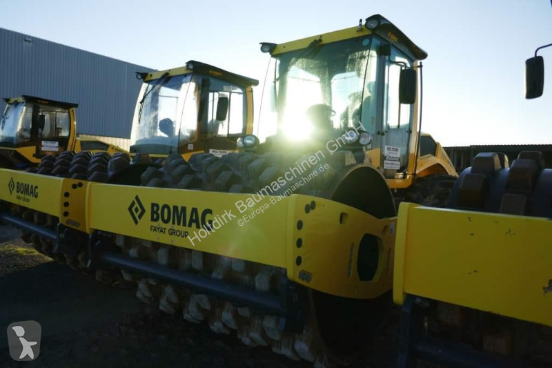 Zhutňovač Bomag BW 213 PDH-5