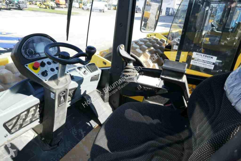 مدحلة Bomag PDH5