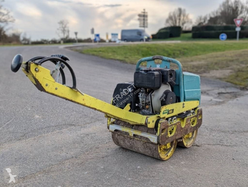 Zhutňovač Ammann ARW 65