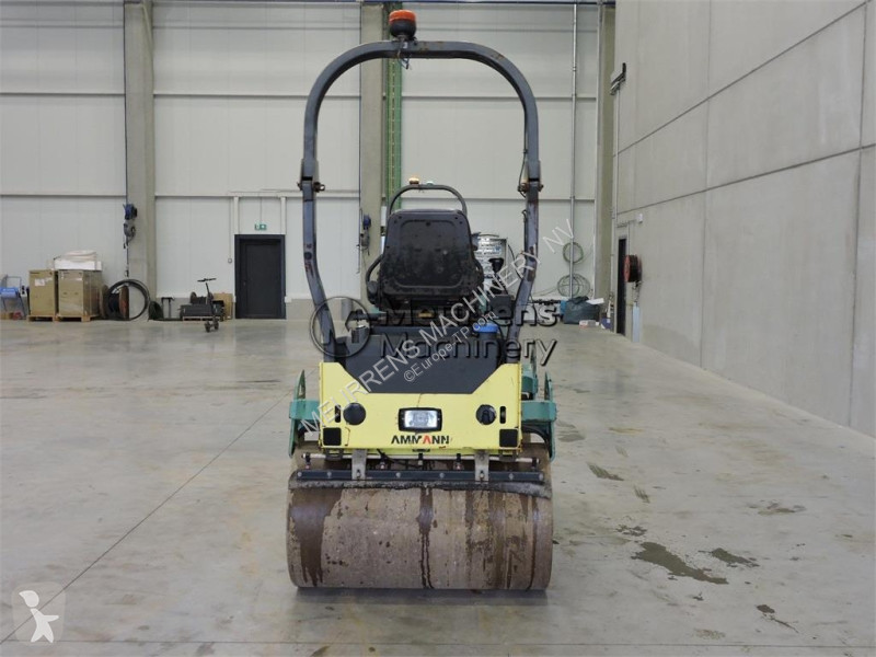 مدحلة Ammann ARX26