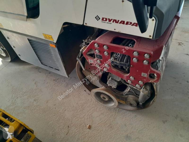 Walec Dynapac CG2300