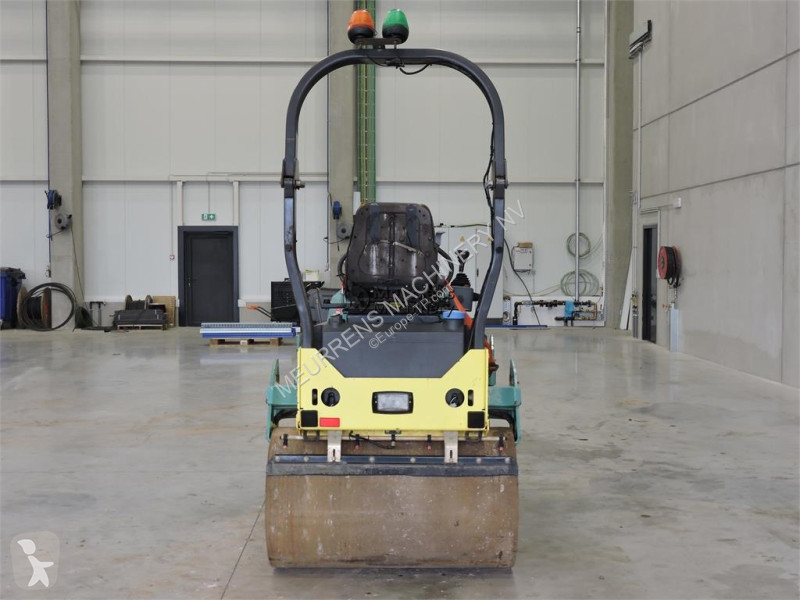 Zhutňovač Ammann ARX26