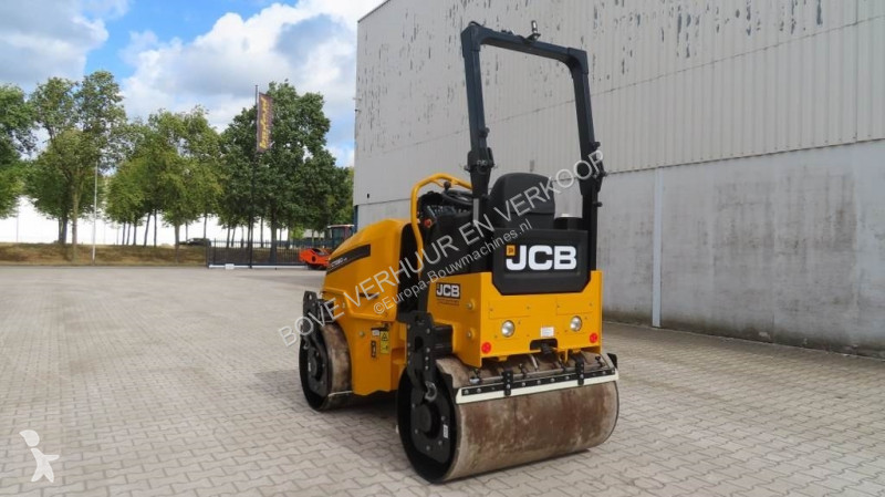 Compactador JCB