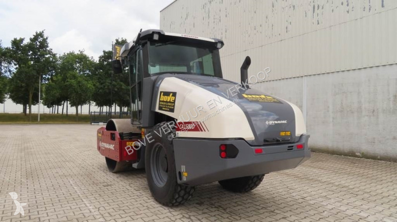Compactador Dynapac CA1500D
